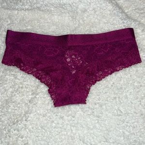 Victoria’s Secret “Cheeky” Lace panty Medium